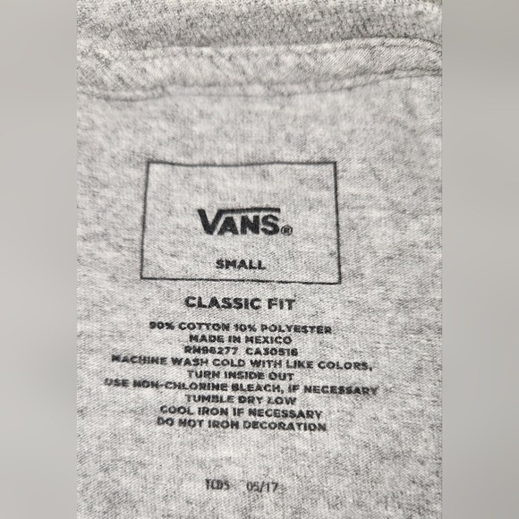 VANS Tee Shirt - Picture 4 of 5